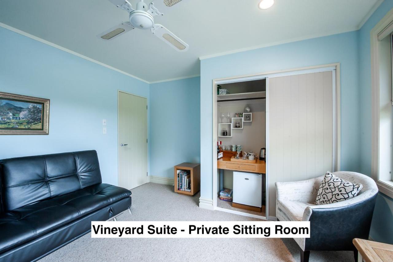 Grey Ridge Vineyard Experience Bed & Breakfast Alexandra Exterior foto